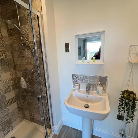 Dairy Whitby- Hot Tub - 4 Beds Whitby