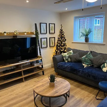 Dairy Whitby- Hot Tub - 4 Beds *