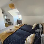 Dairy Whitby- Hot Tub - 4 Beds וויטבי