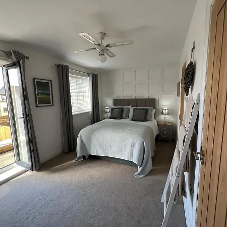 度假居 Dairy Whitby- Hot Tub - 4 Beds *