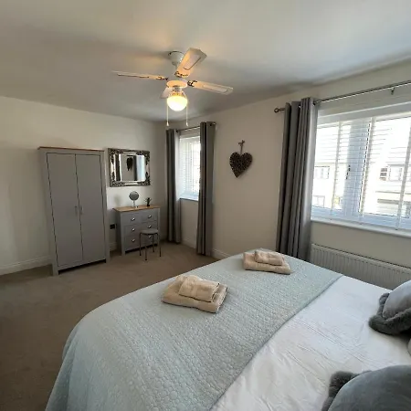 Dairy Whitby- Hot Tub - 4 Beds Casa de Férias Whitby